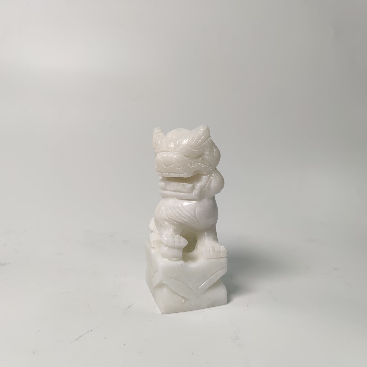 White calcite Lion